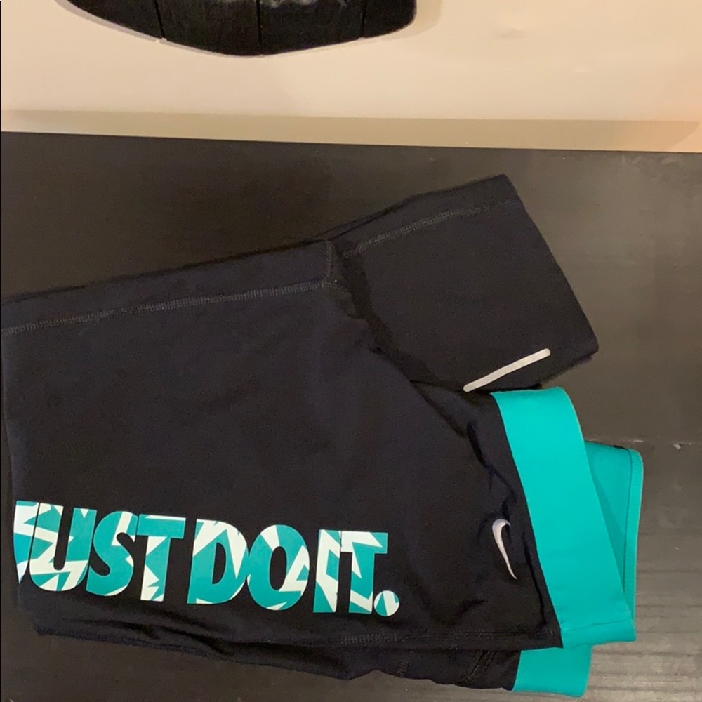 Nike Running Capris Sz S